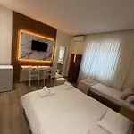 Zhiti Seaside * Durrës