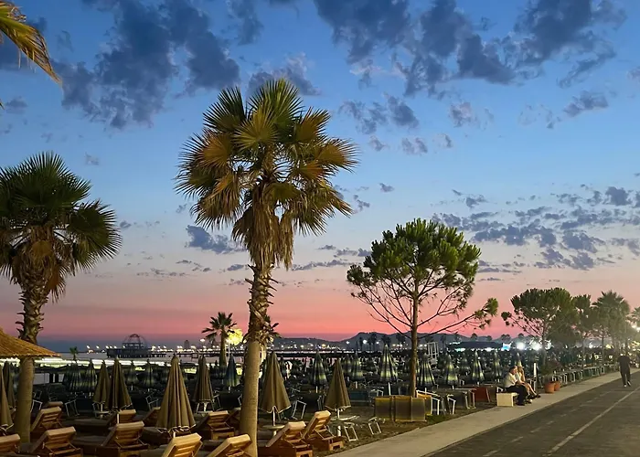 民宿 Zhiti Seaside Durrës